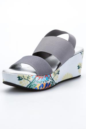Wedge sandals AGILIS BARCELONA. Цвет: grey