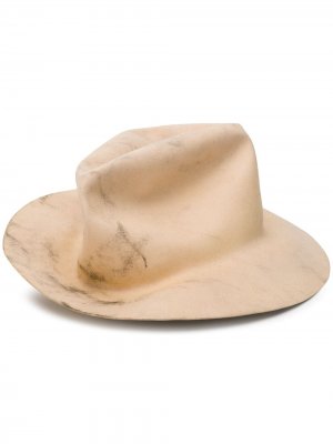Шляпа с эффектом потертости Horisaki Design & Handel. Цвет: нейтральные цвета