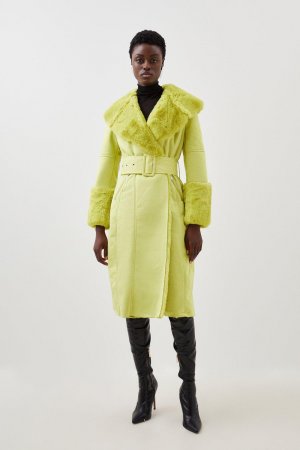 Длинное пальто с поясом и воротником из искусственной овчины манжетами , зеленый Karen Millen