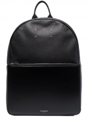 Рюкзак с логотипом Maison Margiela. Цвет: черный