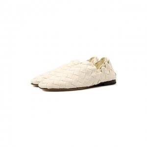 Кожаные лоферы Bottega Veneta. Цвет: кремовый