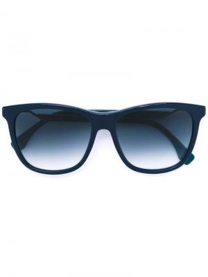 Солнцезащитные очки в D-образной оправе Fendi Eyewear. Цвет: синий