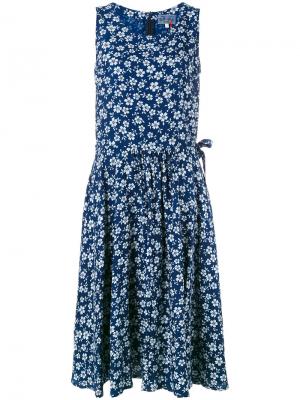 Платье с цветочным узором Blue Japan. Цвет: синий