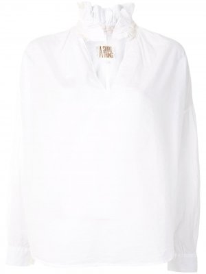 Блузка Penelope с оборками A Shirt Thing. Цвет: белый