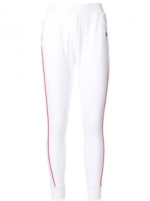 Спортивные брюки с сердечками Zoe Karssen. Цвет: белый