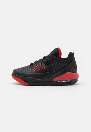 Баскетбольные кроссовки JORDAN MAX AURA 5 UNISEX, цвет black/university red/black