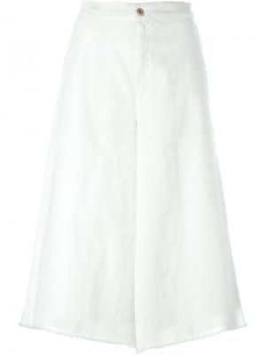 Расклешенные укороченные брюки Off-White. Цвет: белый