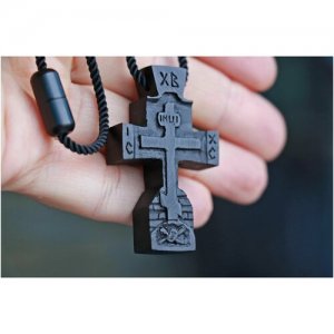 Крест нательный мужской деревянный ручной работы Мистории. Цвет: черный
