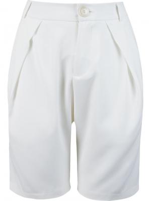 Pleated bermuda shorts Uma. Цвет: белый
