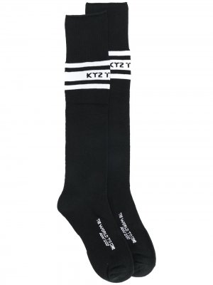 Удлиненные носки с контрастными полосками KTZ. Цвет: черный