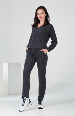 Трикотажный комплект: свитшот и брюки Victoria Filippova