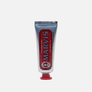 Зубная паста Cinnamon Mint Non Fluor Travel Size Marvis. Цвет: красный
