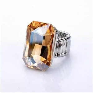 Кольцо помолвочное , кристалл, размер 16, оранжевый, серебряный ( Verba ). Цвет: серебристый/оранжевый/шампань
