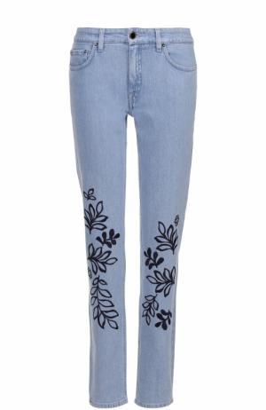 Джинсы прямого кроя с контрастной цветочной вышивкой Victoria by Beckham. Цвет: синий