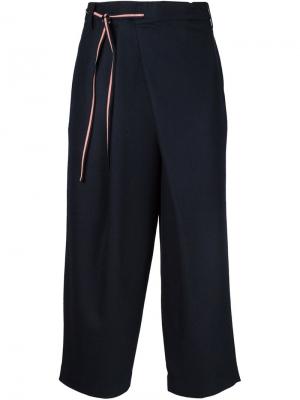 Укороченные широкие брюки Ikiji. Цвет: синий