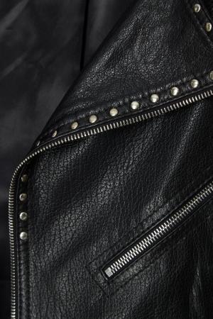 Кожаный жилет с заклепками Maison Bohemique. Цвет: черный