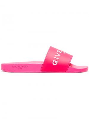 Шлепанцы с тисненым логотипом Givenchy. Цвет: розовый и фиолетовый