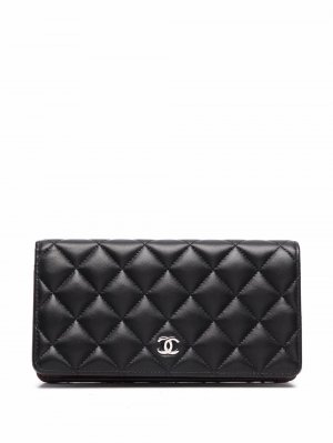 Стеганый кошелек 2019-го года с логотипом CC Chanel Pre-Owned. Цвет: черный