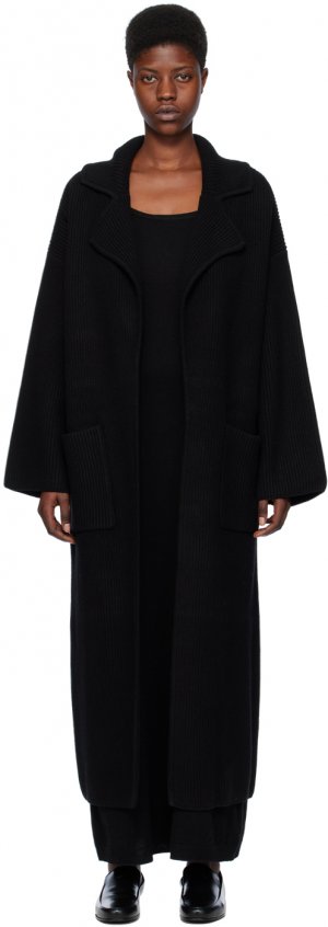 Черное пальто в рубчик Toteme Totême