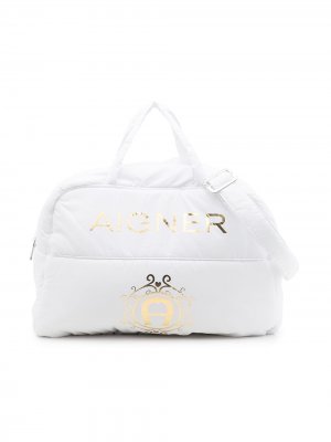 Пеленальная сумка с логотипом Aigner Kids. Цвет: белый