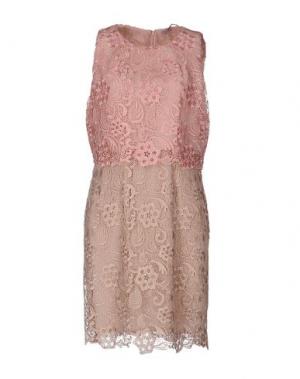 Короткое платье 22 MAGGIO by MARIA GRAZIA SEVERI. Цвет: розовый