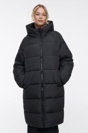 Пальто длинное стеганое утепленное с капюшоном befree. Цвет: черный
