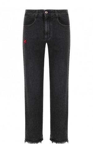 Укороченные джинсы с бахромой и вышивкой в виде звезды Stella McCartney. Цвет: черный