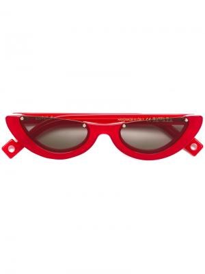 Солнцезащитные очки Empat 4 Pawaka. Цвет: красный