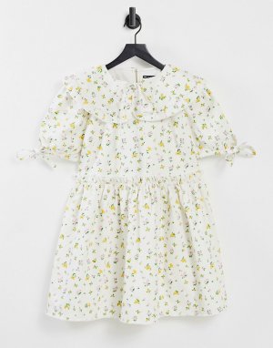 Джинсовое свободное платье с оборками на воротнике и мелким цветочным принтом -Многоцветный ASOS DESIGN