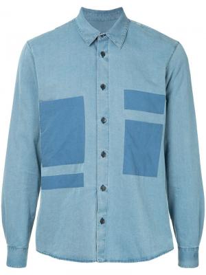 Рубашка из ткани шамбре с накладными карманами Covert. Цвет: синий