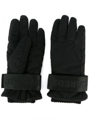 Лыжные перчатки Dsquared2. Цвет: черный