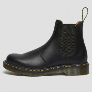 Ботинки 2976 Yellow Stitch Smooth Leather Chelsea Boots Dr. Martens. Цвет: черный