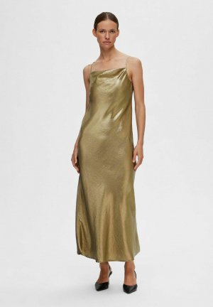 Длинное платье, золотого цвета Selected Femme