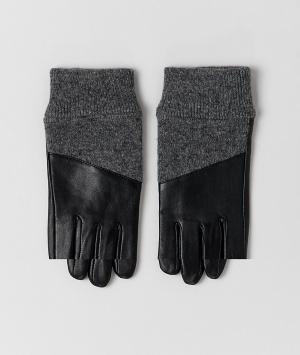 Кожаные перчатки для сенсорных экранов с манжетами в рубчик ASOS DESIGN. Цвет: черный