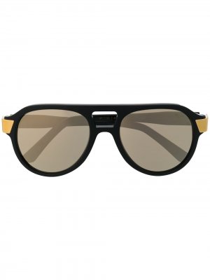 Солнцезащитные очки в массивной оправе Cutler & Gross. Цвет: черный