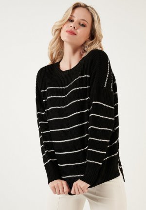 Вязаный свитер , цвет black cream LELA