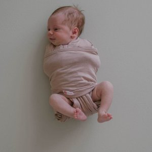 Пеленка для младенцев Embe - руки внутрь, ноги внутрь/ноги наружу Embé