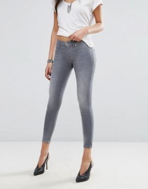Зауженные укороченные джинсы длиной до щиколотки Livier Diesel. Цвет: серый