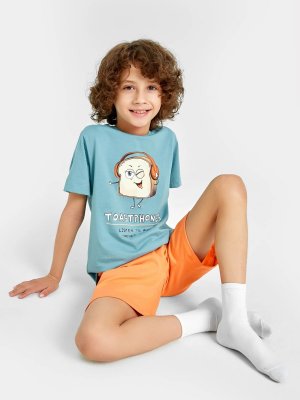 Комплект для мальчиков (футболка голубая с принтом, шорты оранжевые) Mark Formelle. Цвет: бирюза +оранжевый +печать