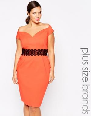 Платье-футляр с кружевном и вырезом лодочкой Paper Dolls Plus. Цвет: оранжевый