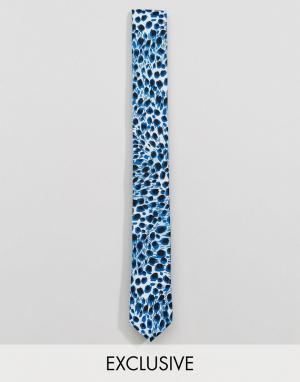 Узкий галстук с синим леопардовым принтом Inspired Reclaimed Vintage. Цвет: синий