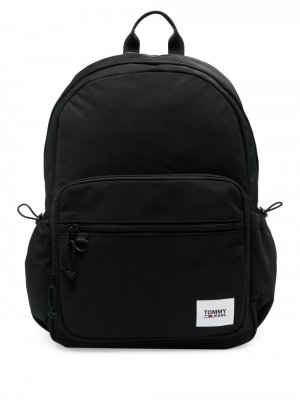 Рюкзак на молнии с нашивкой-логотипом Tommy Jeans. Цвет: черный