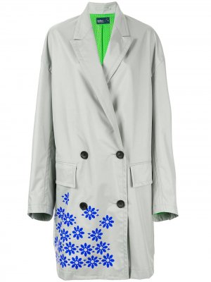 Двубортное пальто с геометричным принтом Kolor. Цвет: серый